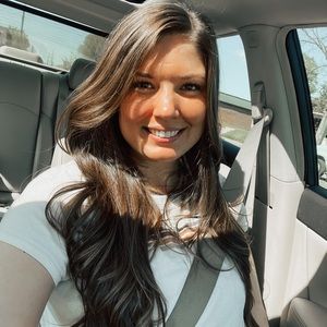 Meet your Posher, Candace